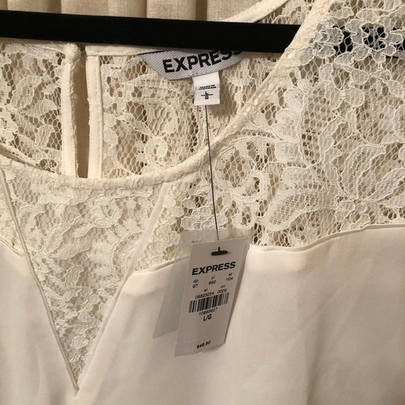 Express lace blouse - Picture 2 of 5